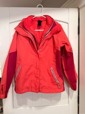 North Face 2-in-1 Jacket Women’s L Coral Zip-In Layer